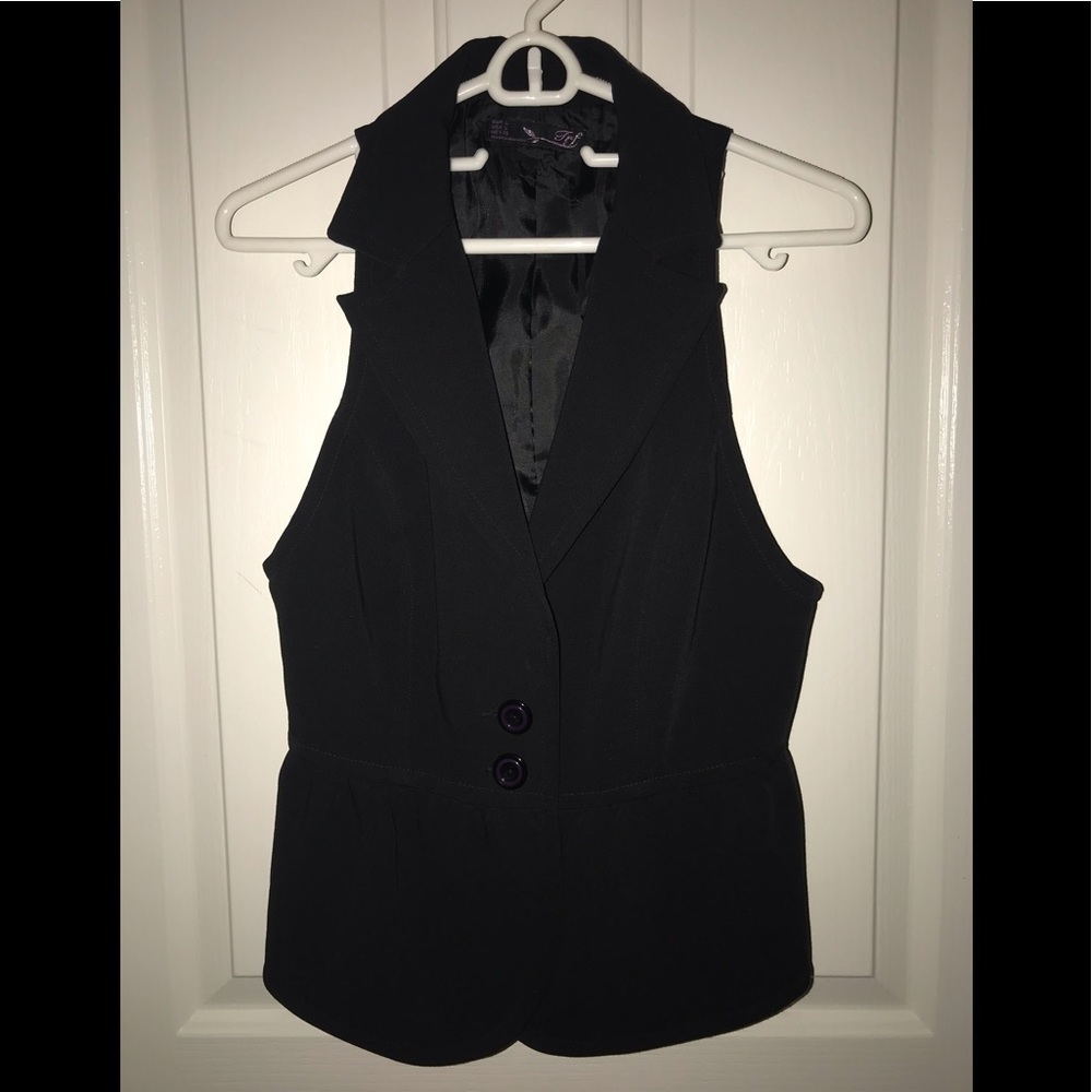 Vintage Sleveless Blazer